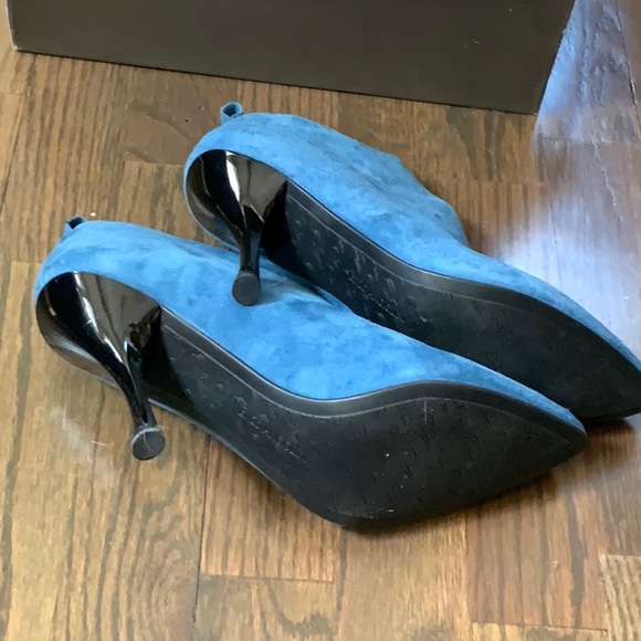 Enzo Angiolini Eakaleb Suede Ankle Booties - Picture 5 of 6